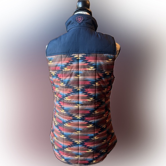 NWT Ariat Crius Insulated Vest-MIRAGE PRINT - Picture 4 of 11